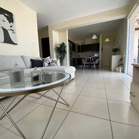Apartment Palms A1 204 Pyla